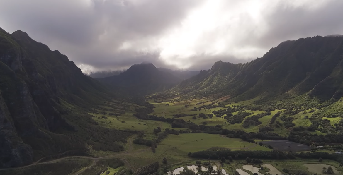 Why is Kualoa Ranch one of the best place to visit?